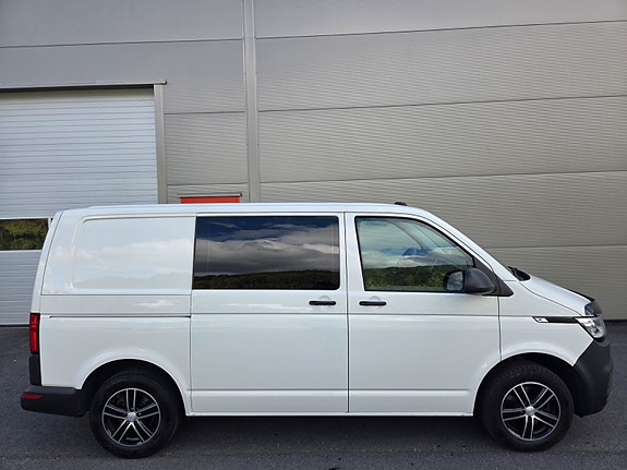 Volkswagen Transporter 18 of 26