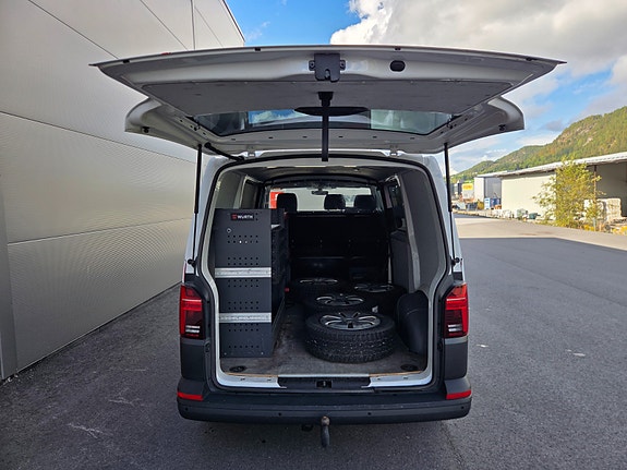 Volkswagen Transporter 13 of 26