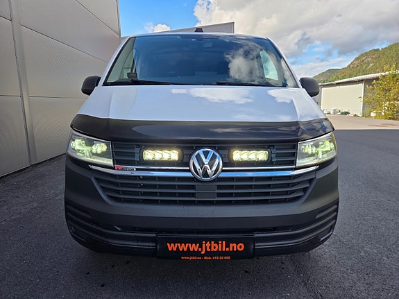 Volkswagen Transporter 8 of 26