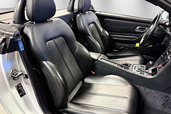 Mercedes-Benz SLK200 28 of 30