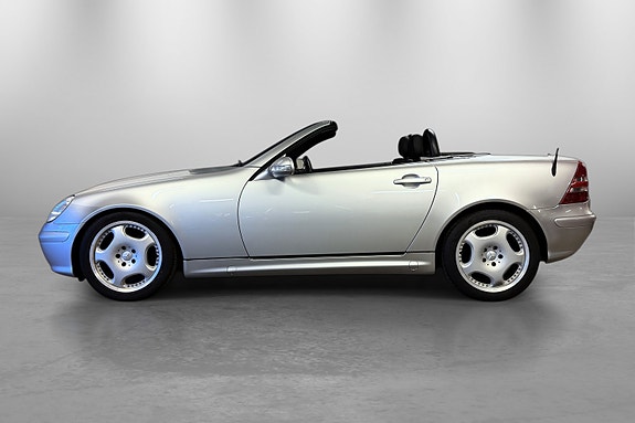 Mercedes-Benz SLK200 14 of 30
