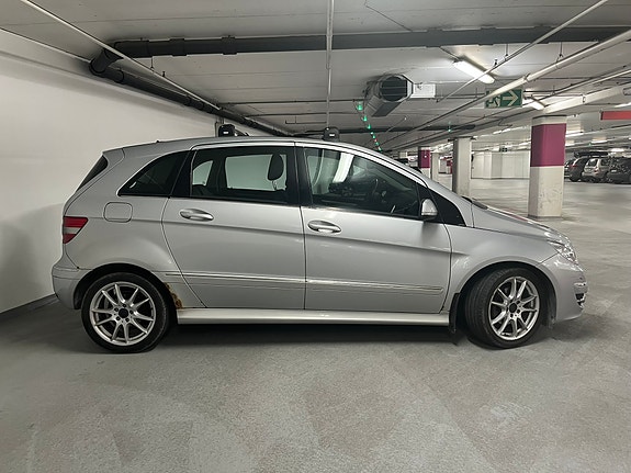 Mercedes-Benz B180 d 5 of 20