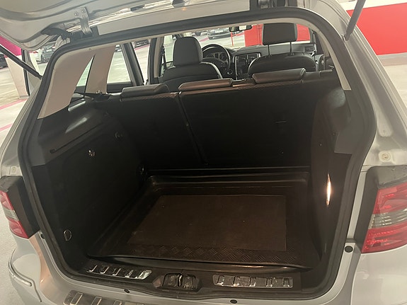 Mercedes-Benz B180 d 13 of 20