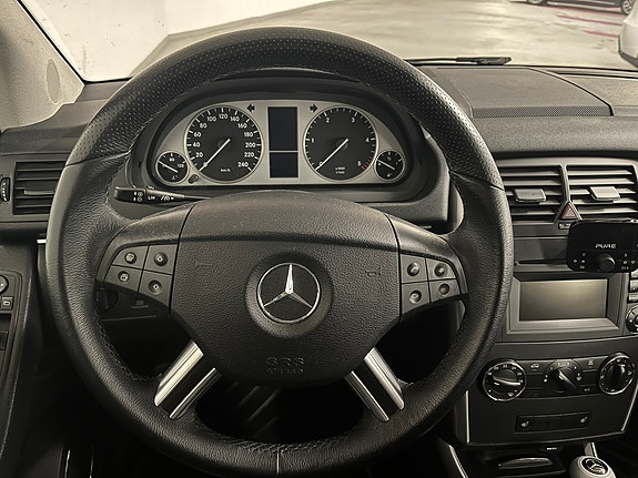Mercedes-Benz B180 d 7 of 20