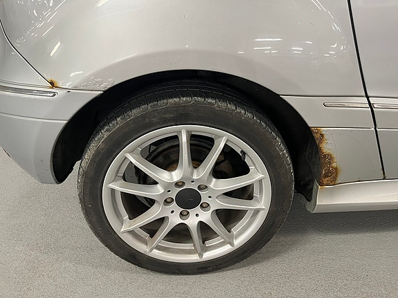 Mercedes-Benz B180 d 20 of 20