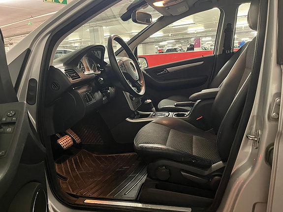 Mercedes-Benz B180 d 9 of 20