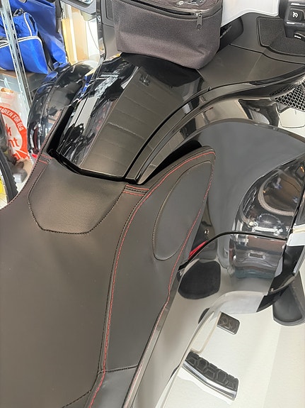 Bombardier CAN-AM Spyder 17 of 18