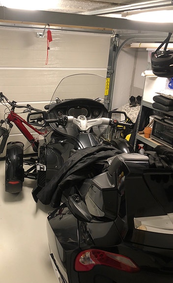 Bombardier CAN-AM Spyder 9 of 18