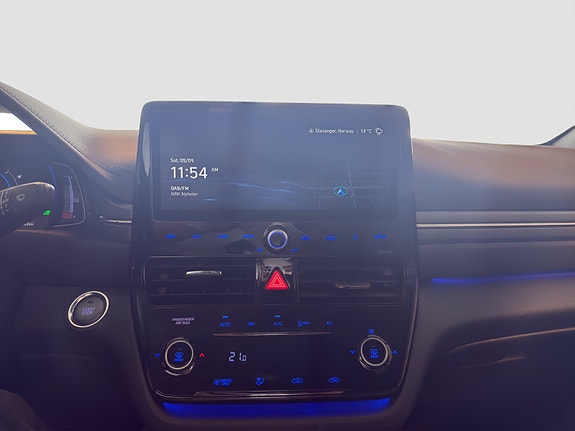 Hyundai IONIQ 20 of 24
