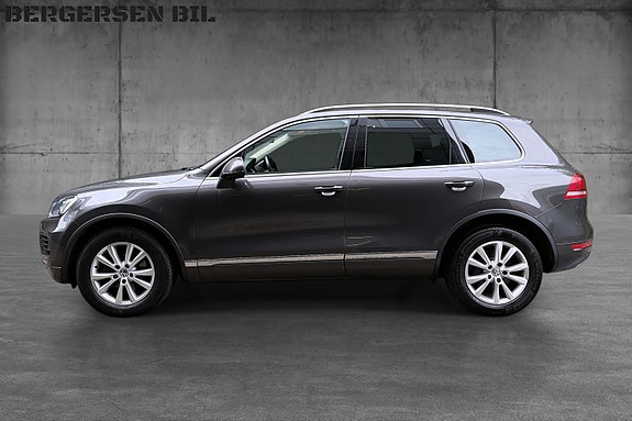 Volkswagen Touareg 3 of 10