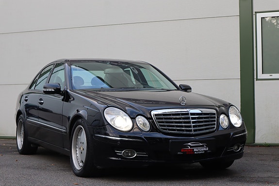 Mercedes-Benz E220 7 of 29
