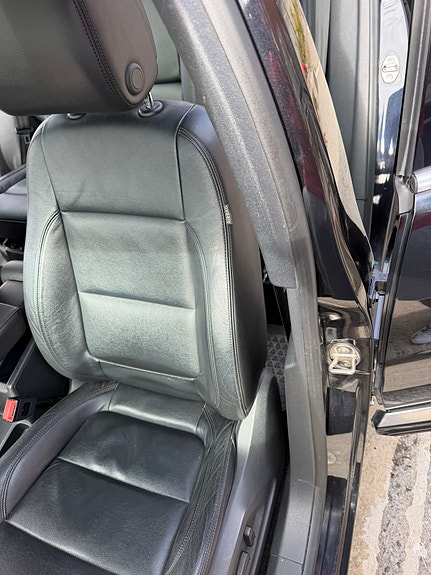 Volkswagen Tiguan 10 of 30