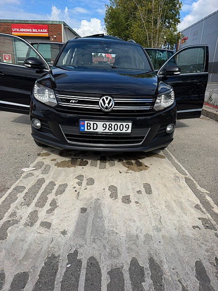 Volkswagen Tiguan 2 of 30