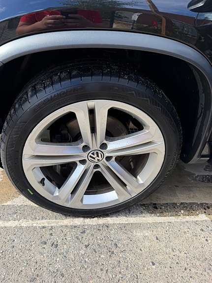 Volkswagen Tiguan 6 of 30
