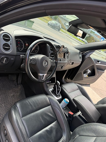 Volkswagen Tiguan 8 of 30