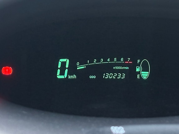 Toyota Yaris 17 of 17
