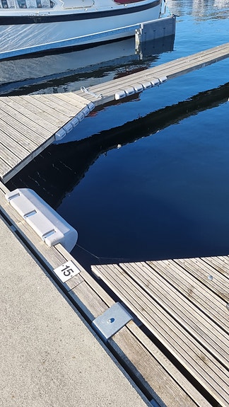 Herøya båtmotorforening i Porsgrunn. - Strøken og trygg båtplass til salgs. 3 of 3
