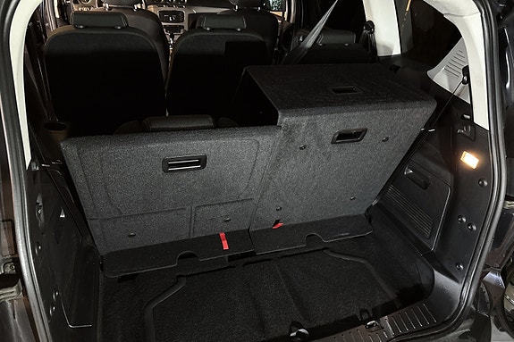 Ford S-MAX 10 of 14