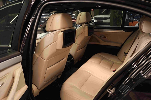 BMW 535i 18 of 30