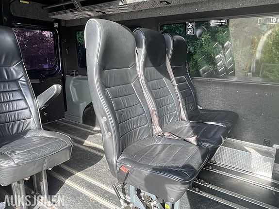 Ford Transit 10 of 14