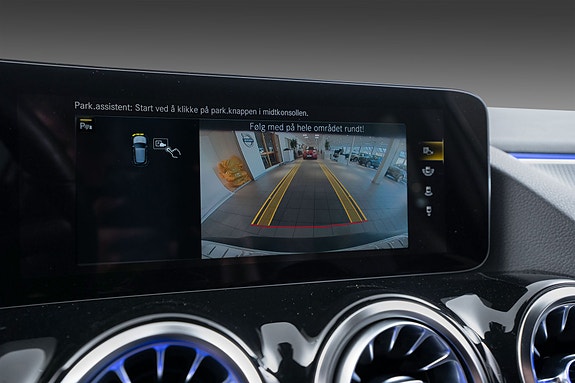 Mercedes-Benz EQA300 30 of 30