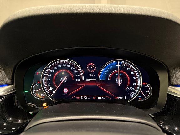 BMW 530e 27 of 30