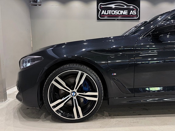 BMW 530e 12 of 30