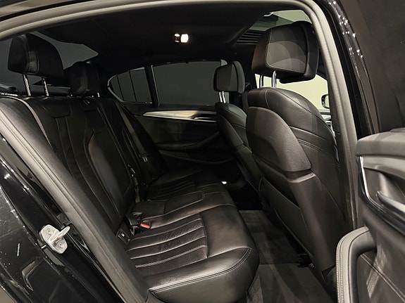 BMW 530e 21 of 30