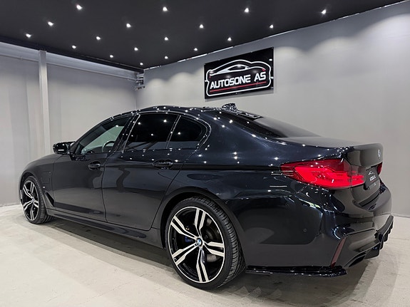 BMW 530e 8 of 30