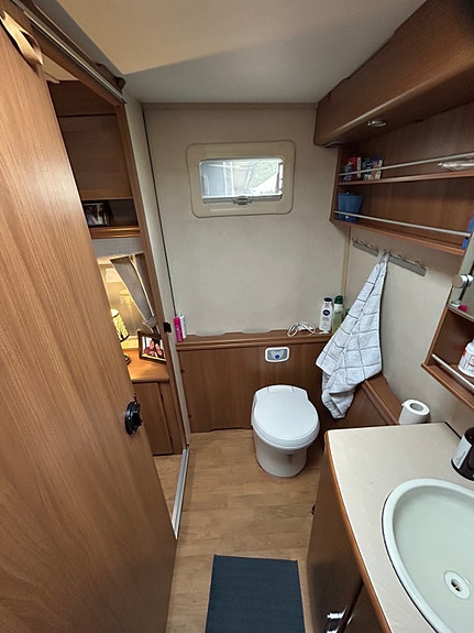 KABE 780 Royal 8 of 18
