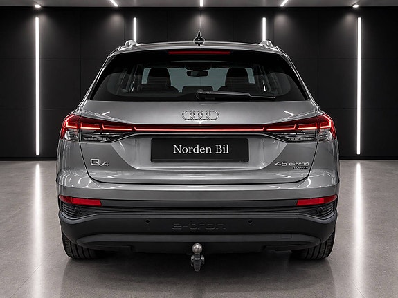 Audi Q4 e-tron 4 of 16