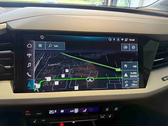 Audi Q4 e-tron 13 of 16