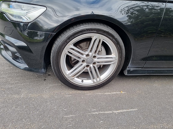 Audi A6 8 of 30