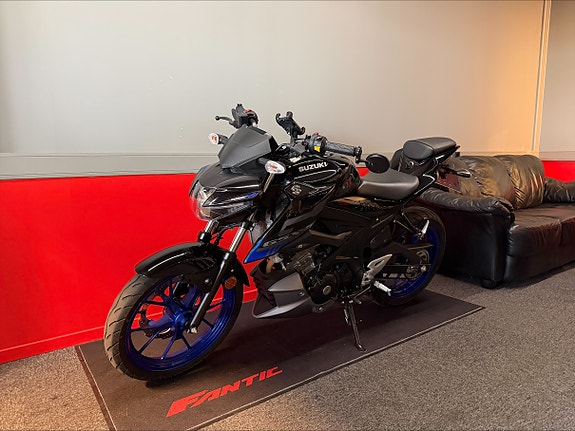Suzuki GSX-S 125 3 of 6
