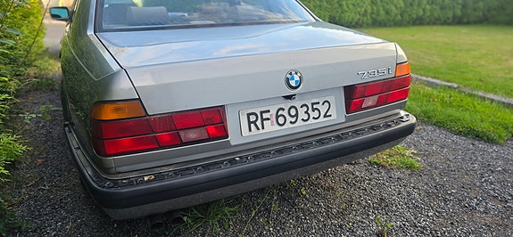 BMW 735i 21 of 21