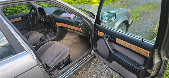 BMW 735i 5 of 21