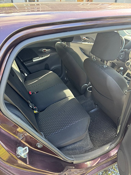 Toyota Urban Cruiser 4 of 12