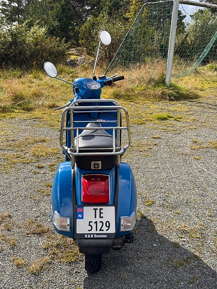 Vespa PX 125 4 of 7