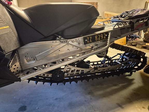 Arctic-cat M 6000 9 of 19