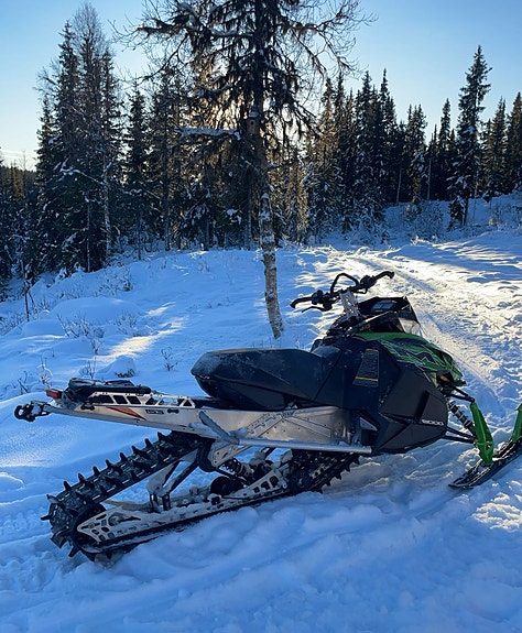 Arctic-cat M 6000 3 of 19