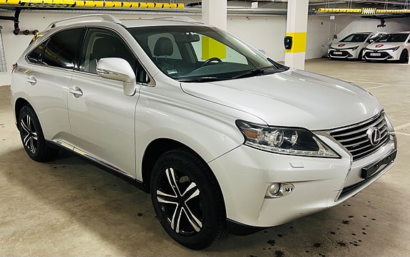 Lexus RX450h 26 of 30