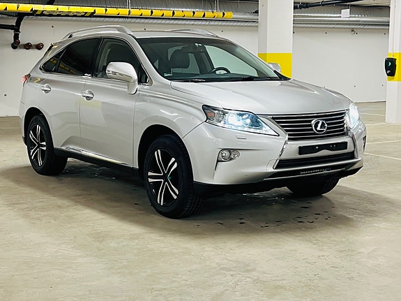 Lexus RX450h 9 of 30