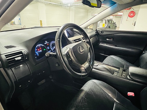 Lexus RX450h 27 of 30