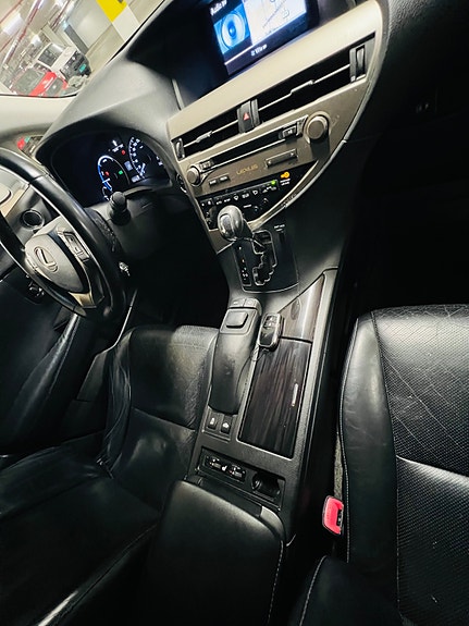 Lexus RX450h 30 of 30