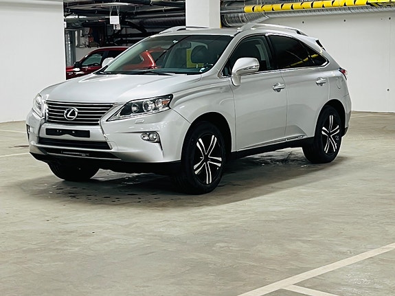 Lexus RX450h 22 of 30