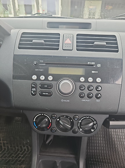 Suzuki Swift 6 of 11