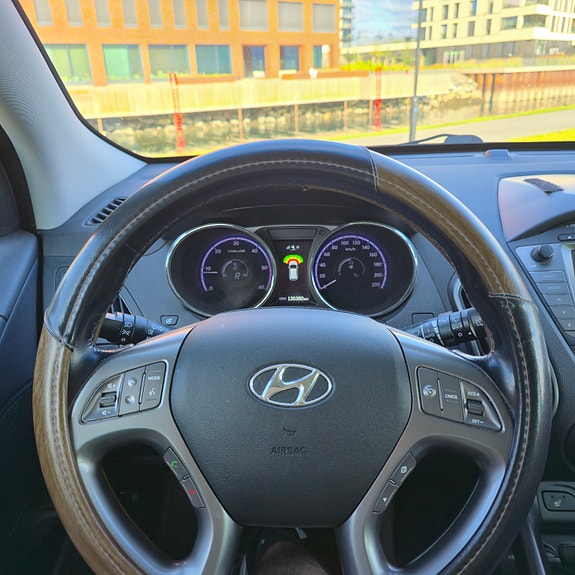 Hyundai ix35 12 of 30
