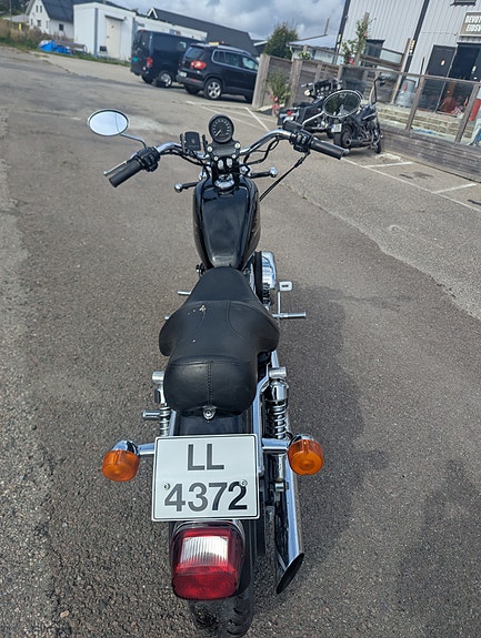 Harley-Davidson XL 883 Sportster 8 of 10