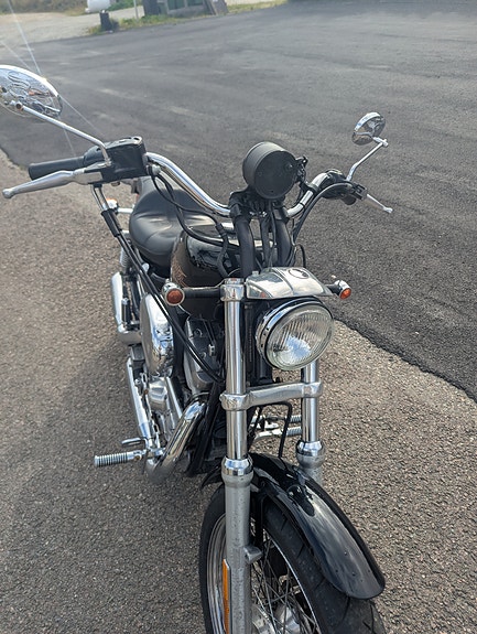 Harley-Davidson XL 883 Sportster 6 of 10