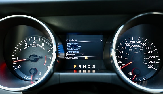 Ford Mustang 16 of 26